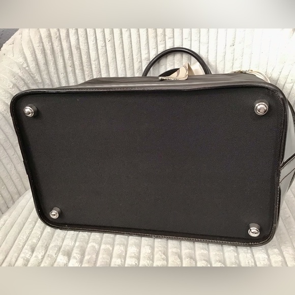 Gucci Bags - Picture 7 of 14